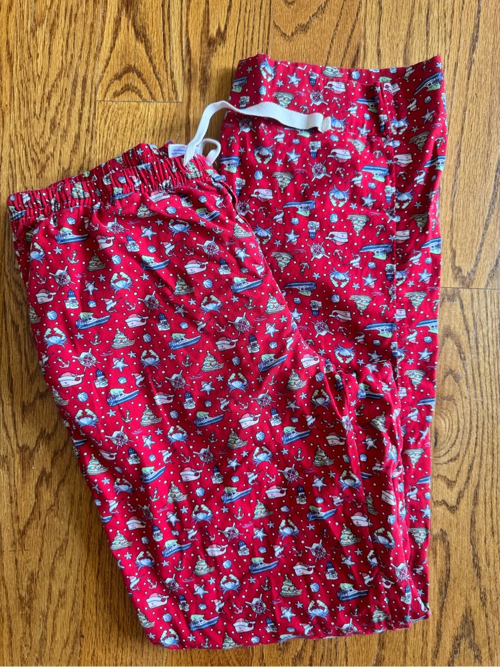 Vineyard Vines Red Holiday Print Men’s Pajama Pants
